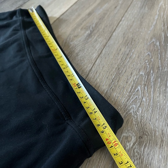 Athleta Women’s Skort Size Medium - Picture 7 of 8